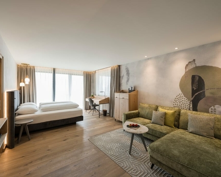 Suite mit Whirlpool im Feldhof in Naturns Suite Relax